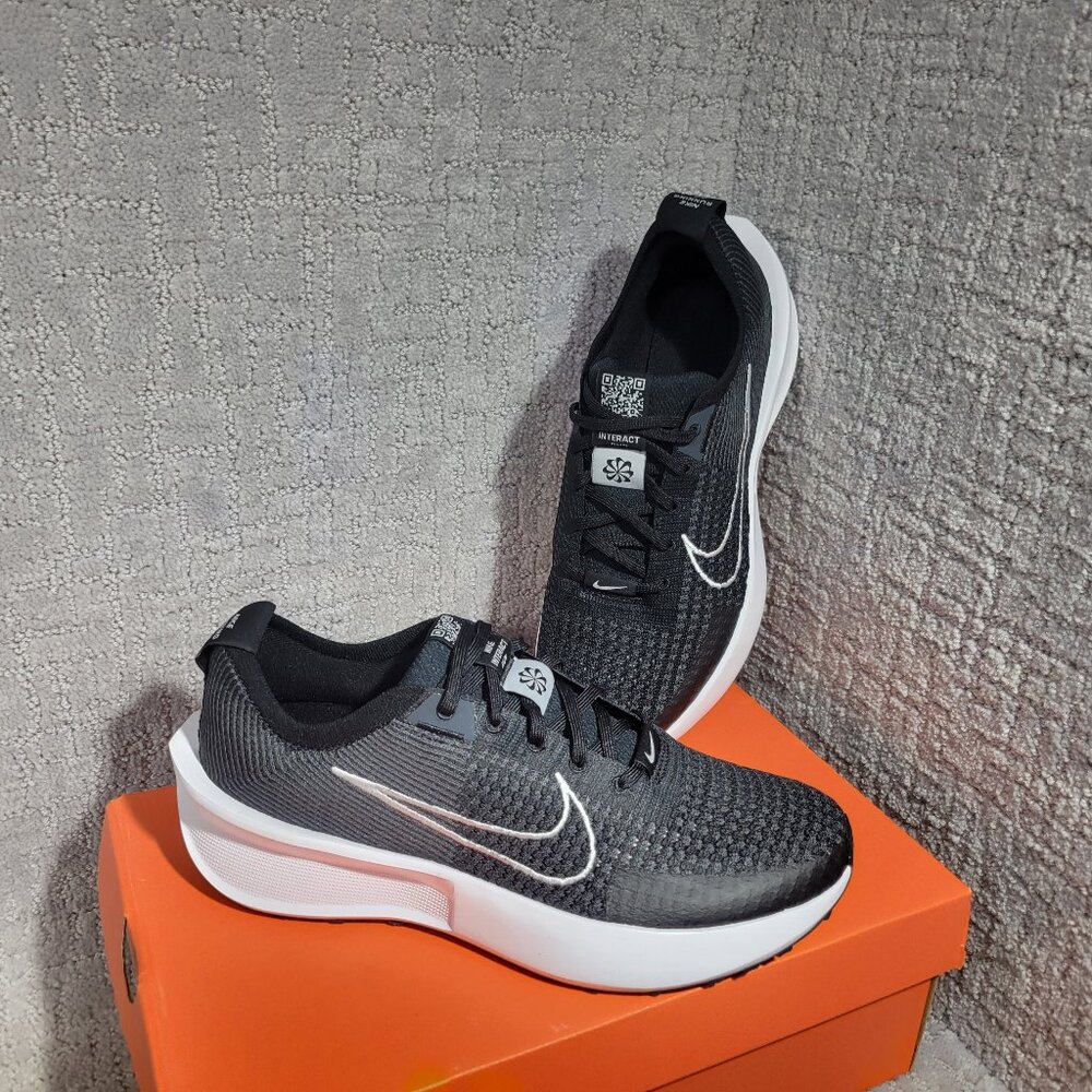 Nike Interact Run FD2292-003 Unisex Size M8.5 W10 Black Anthracite Athletic Shoe - Picture 2 of 10